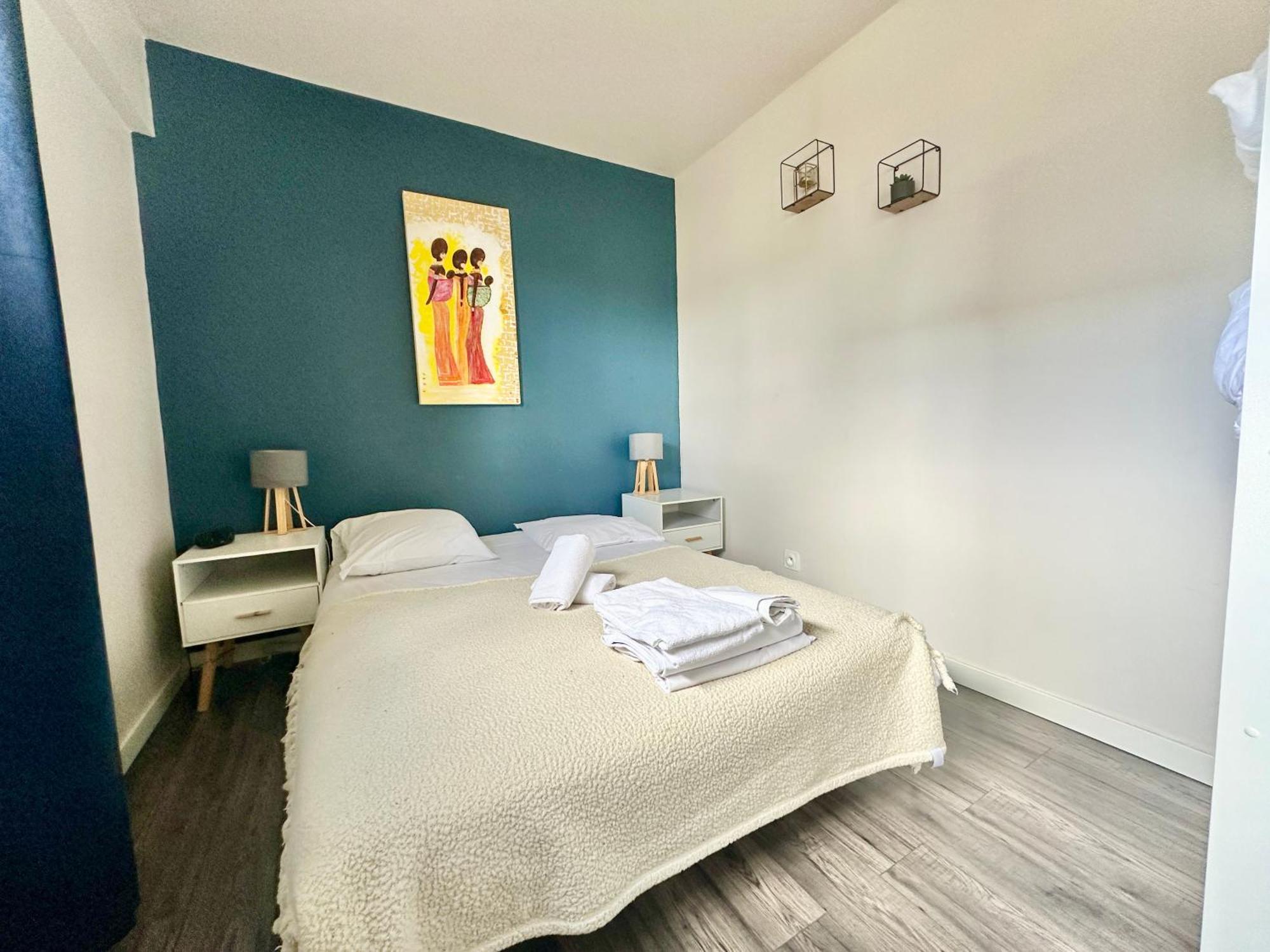 Le Peri T2 Entierement Renove Avec Balcon Appartement